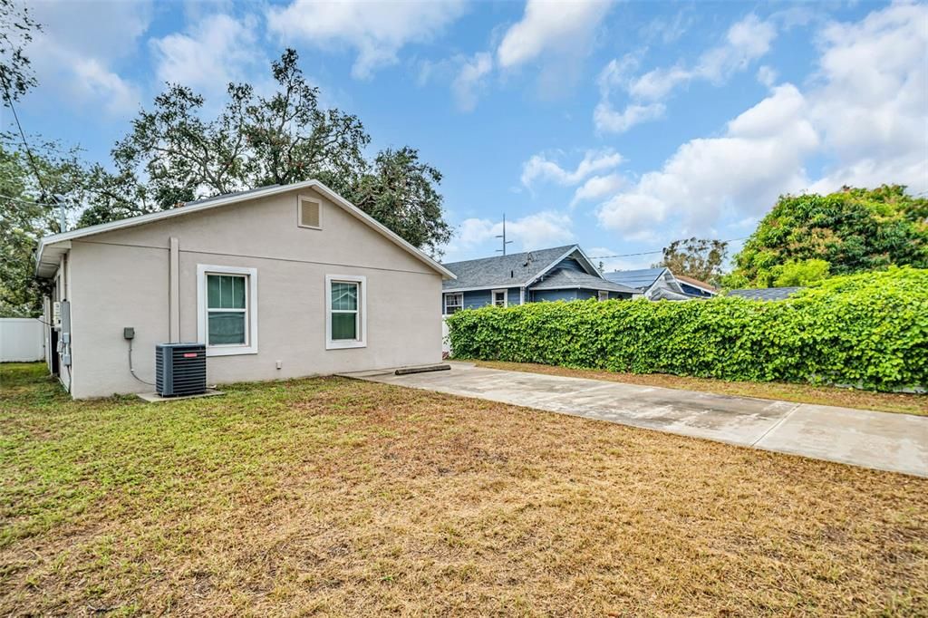 For Sale: $420,000 (3 beds, 2 baths, 1410 Square Feet)