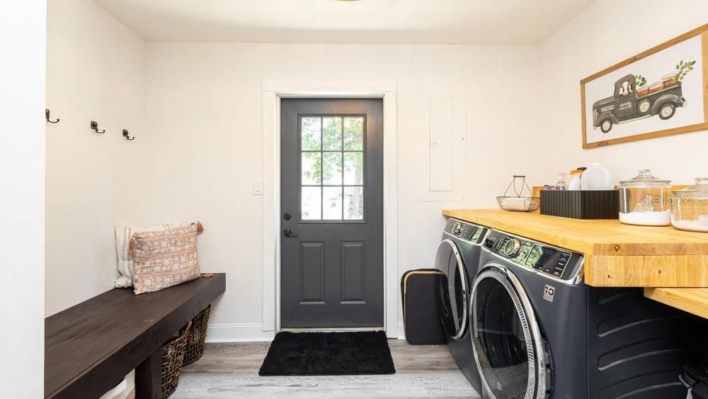 Laundry Rooms are so important. This one takes the cake