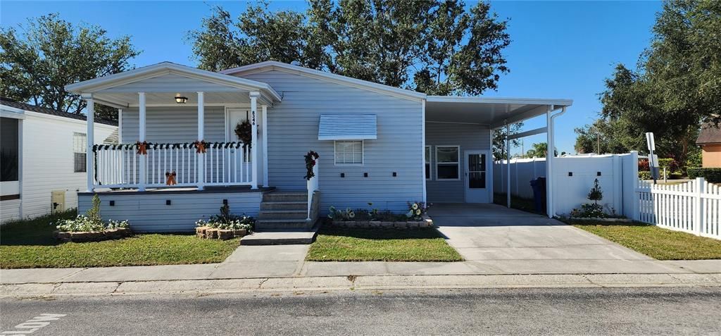 For Sale: $265,000 (3 beds, 2 baths, 1512 Square Feet)