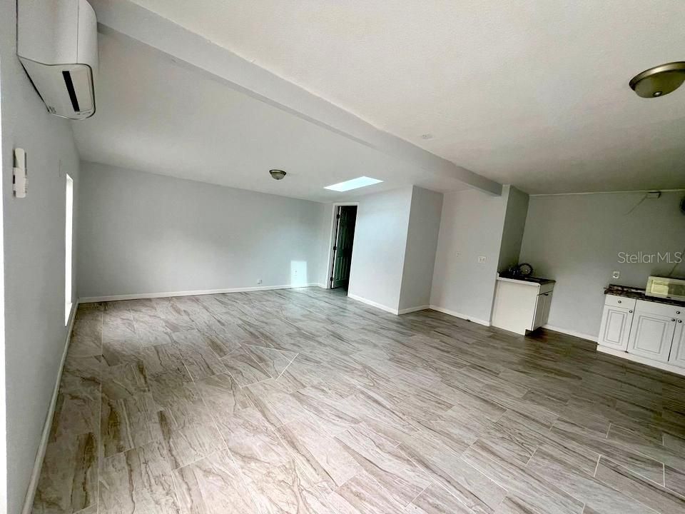 En Venta: $438,000 (3 camas, 2 baños, 1777 Pies cuadrados)