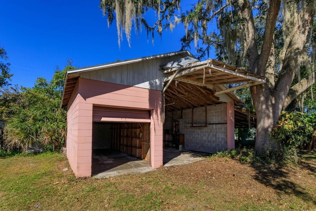 Detached Garages