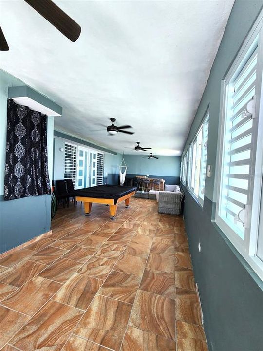 Active With Contract: $419,900 (4 beds, 2 baths, 4000 Square Feet)