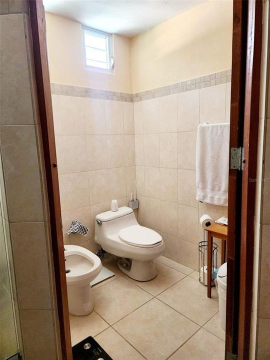 Active With Contract: $419,900 (4 beds, 2 baths, 4000 Square Feet)