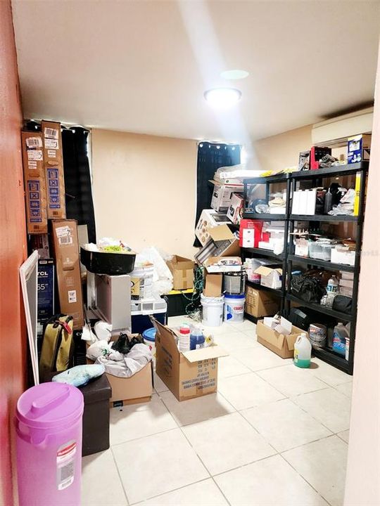 Active With Contract: $419,900 (4 beds, 2 baths, 4000 Square Feet)