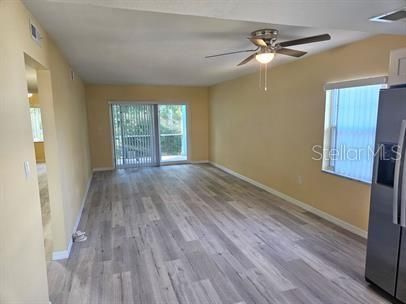 For Rent: $2,400 (2 beds, 1 baths, 900 Square Feet)