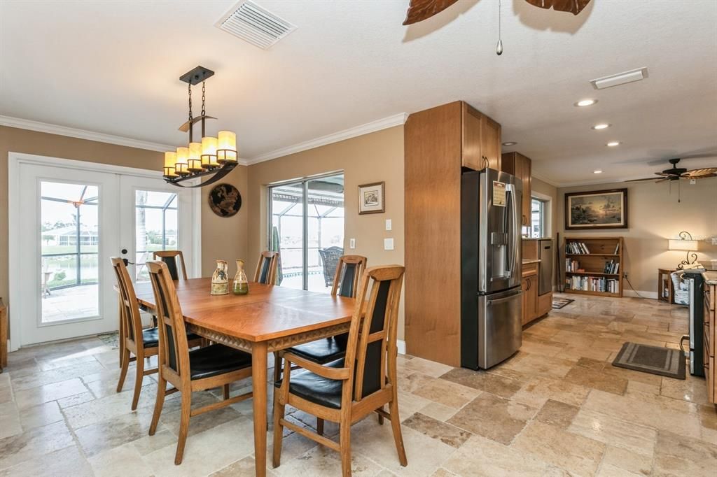 For Sale: $549,900 (2 beds, 2 baths, 1534 Square Feet)