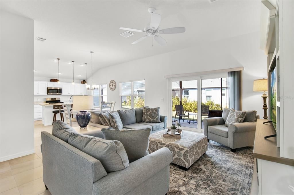 Living Room w/Sliding Glass Doors to Screened Lanai