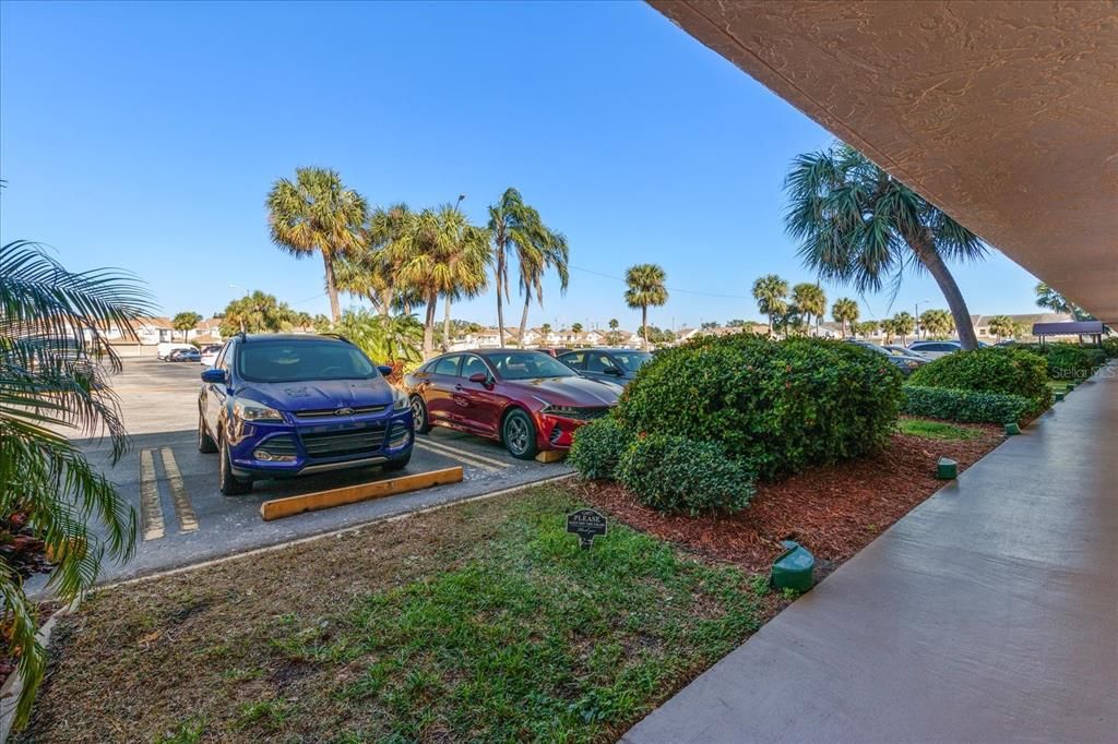 For Sale: $215,000 (3 beds, 2 baths, 1405 Square Feet)