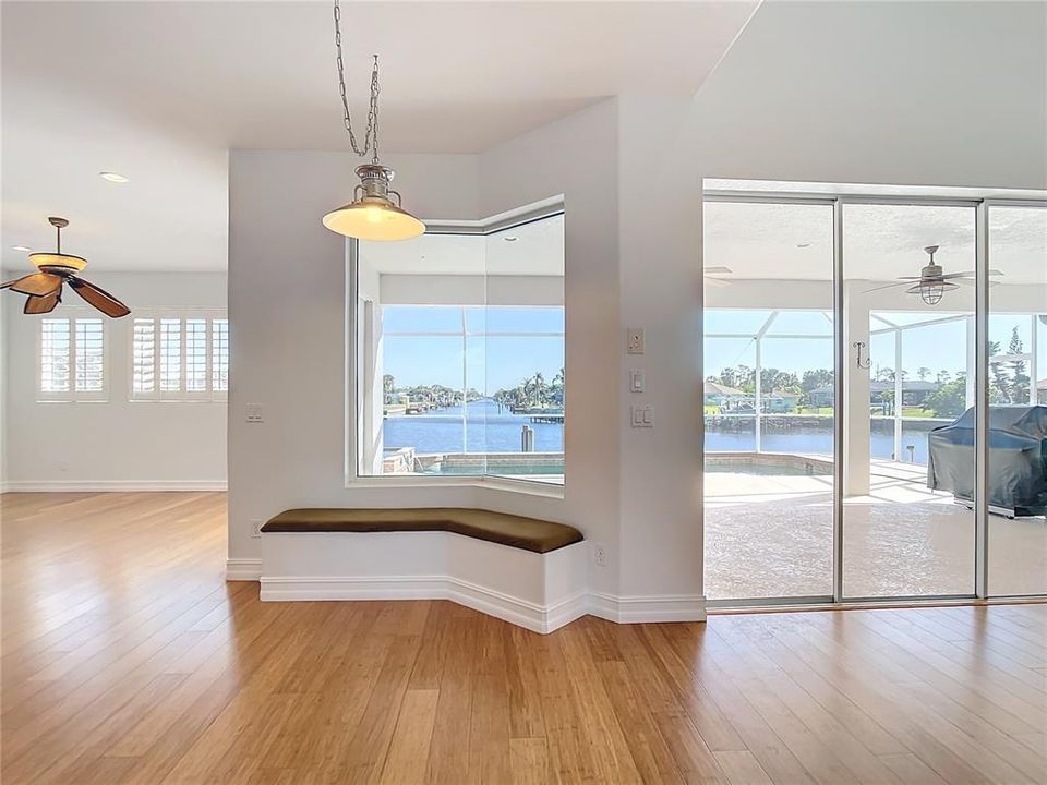 For Sale: $950,000 (5 beds, 3 baths, 3450 Square Feet)
