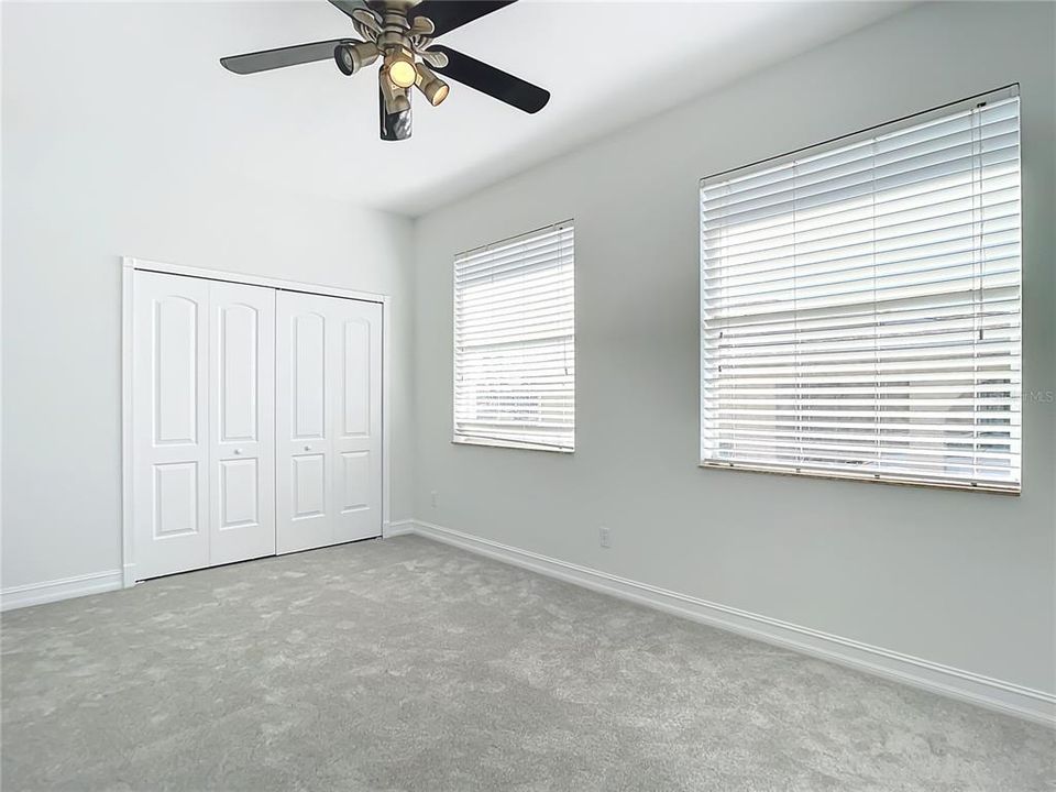 For Sale: $950,000 (5 beds, 3 baths, 3450 Square Feet)