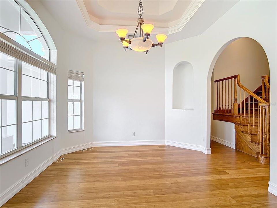 For Sale: $950,000 (5 beds, 3 baths, 3450 Square Feet)