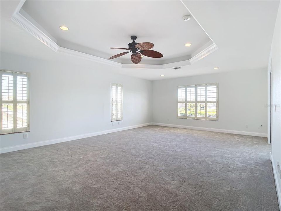 For Sale: $950,000 (5 beds, 3 baths, 3450 Square Feet)