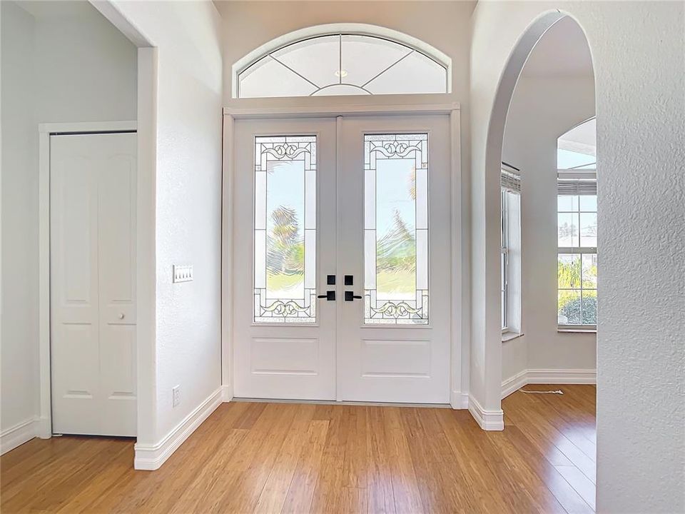 For Sale: $950,000 (5 beds, 3 baths, 3450 Square Feet)