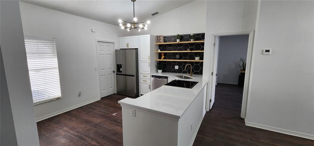 For Sale: $324,000 (4 beds, 2 baths, 1710 Square Feet)