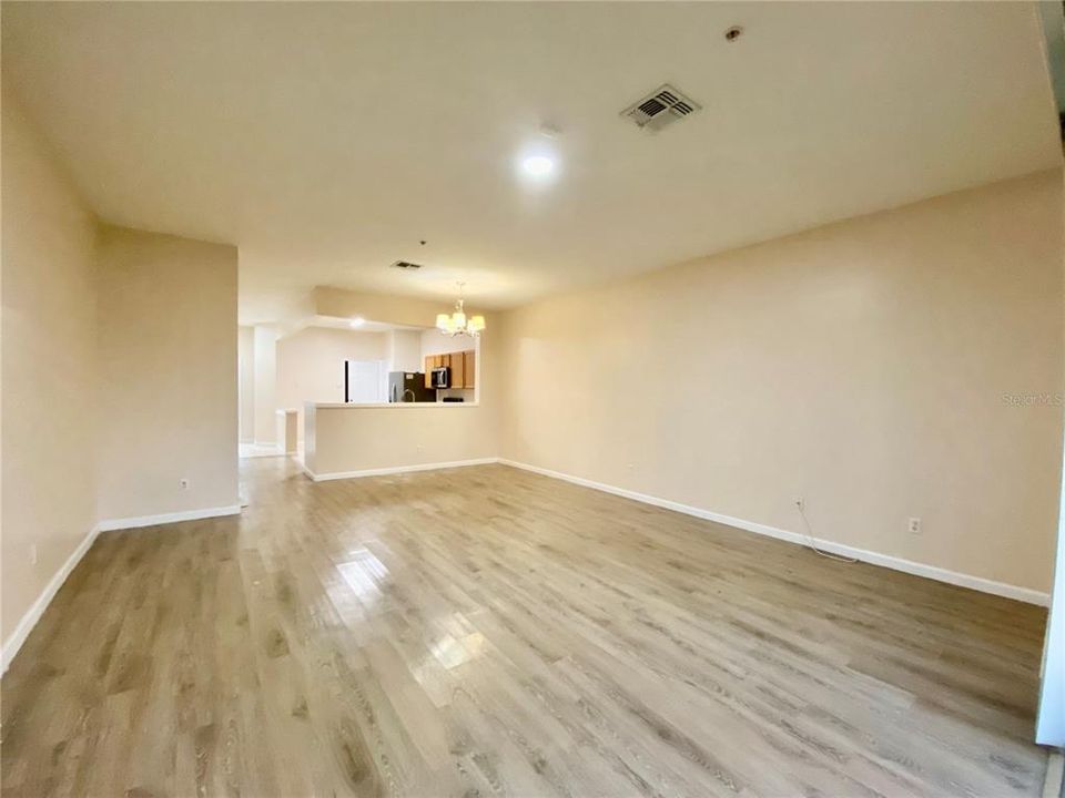 Active With Contract: $2,200 (3 beds, 2 baths, 1682 Square Feet)