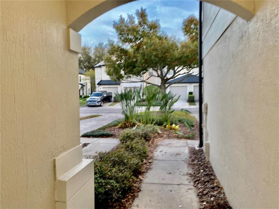 Active With Contract: $2,200 (3 beds, 2 baths, 1682 Square Feet)