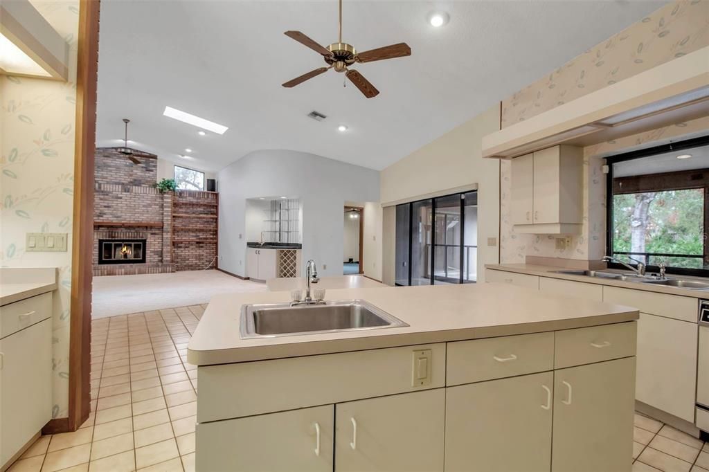 2nd sink center island in kitchen