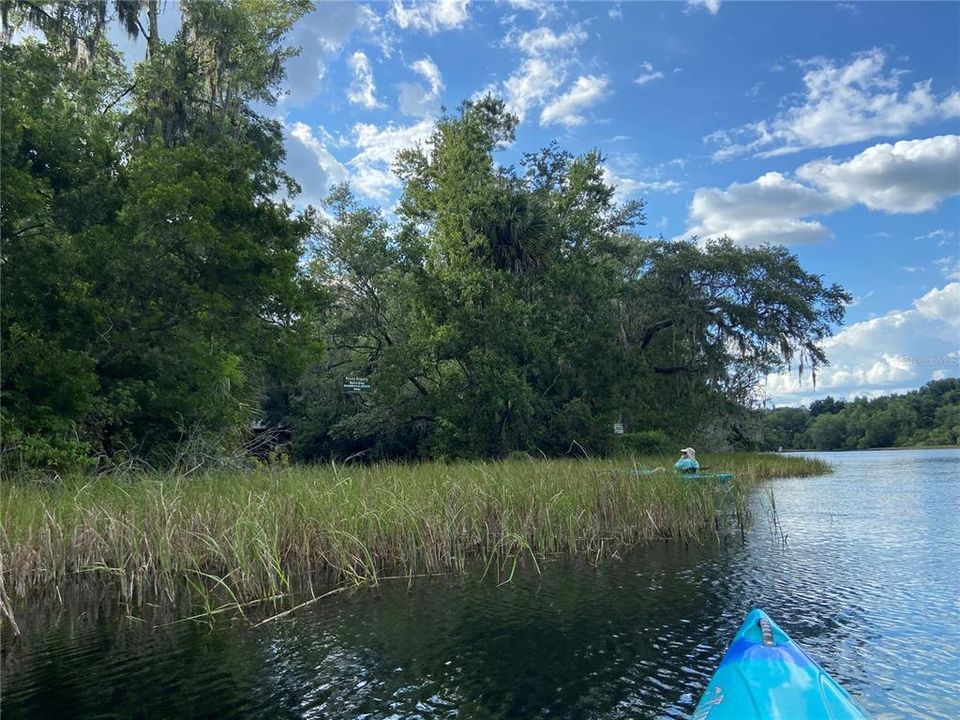 На продажу: $65,000 (1.05 acres)