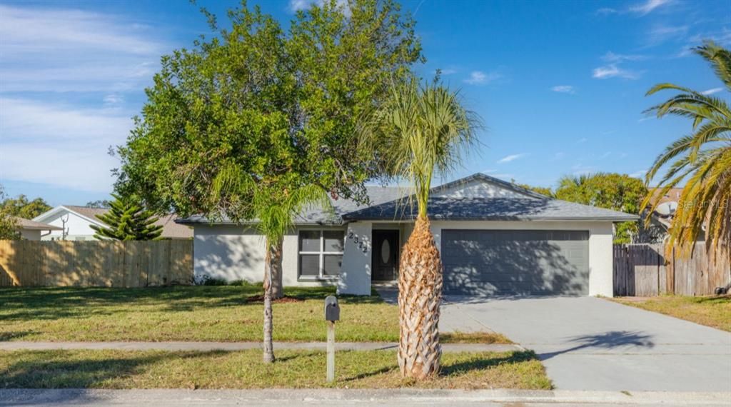 Active With Contract: $599,990 (4 beds, 2 baths, 1594 Square Feet)