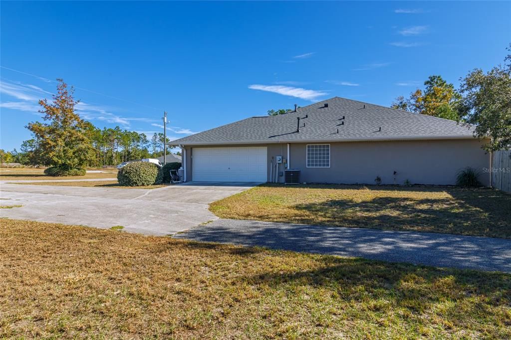 For Sale: $524,900 (3 beds, 3 baths, 2452 Square Feet)