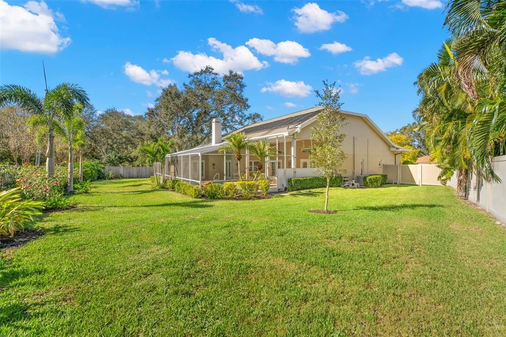 Active With Contract: $859,900 (3 beds, 2 baths, 2654 Square Feet)