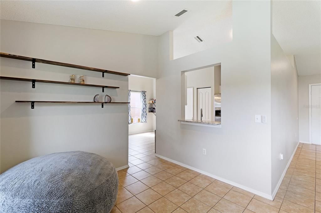 For Sale: $345,000 (3 beds, 2 baths, 1407 Square Feet)