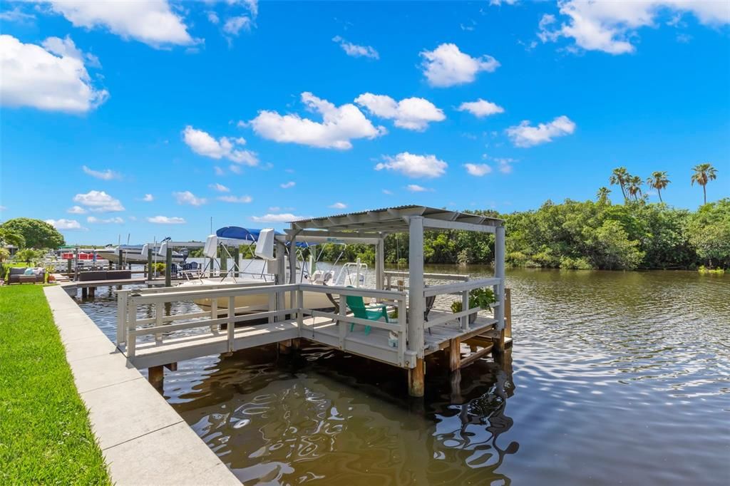 For Sale: $499,000 (3 beds, 2 baths, 1612 Square Feet)