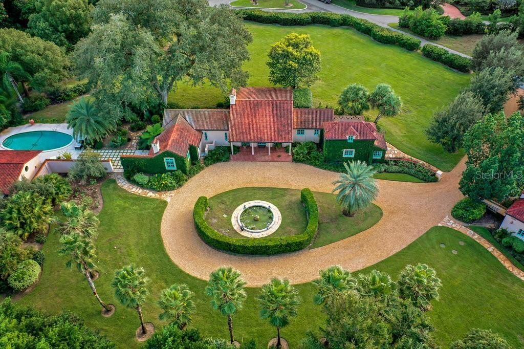 Vendido Recientemente: $2,600,000 (6 camas, 6 baños, 4926 Pies cuadrados)