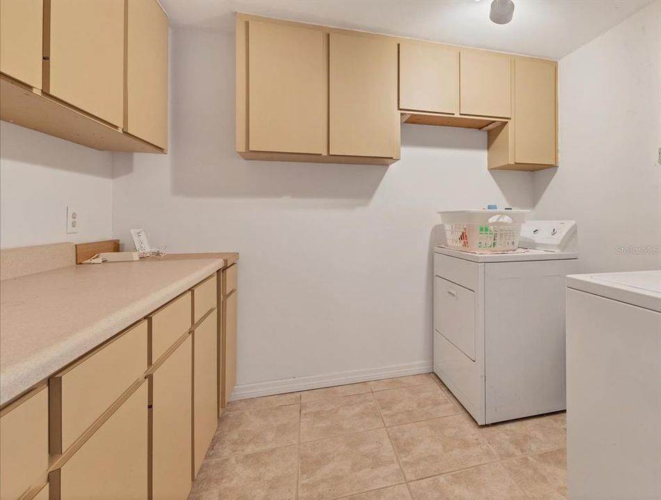 En Venta: $349,500 (2 camas, 1 baños, 1100 Pies cuadrados)