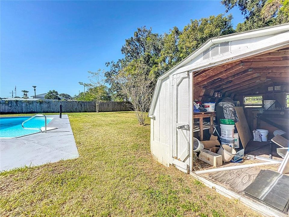 For Sale: $398,000 (4 beds, 2 baths, 1738 Square Feet)