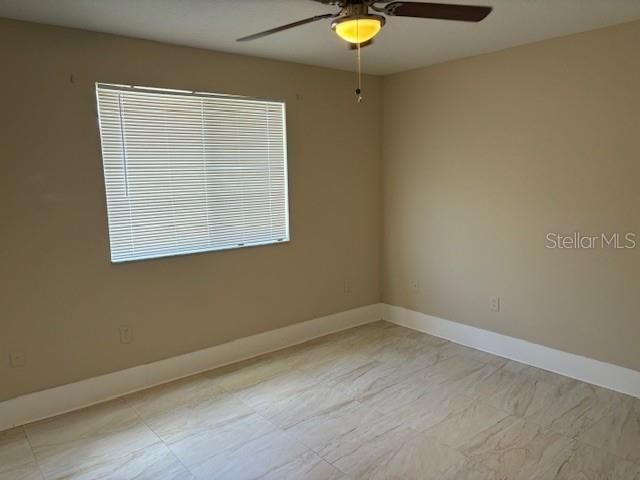 For Rent: $3,000 (4 beds, 2 baths, 2014 Square Feet)