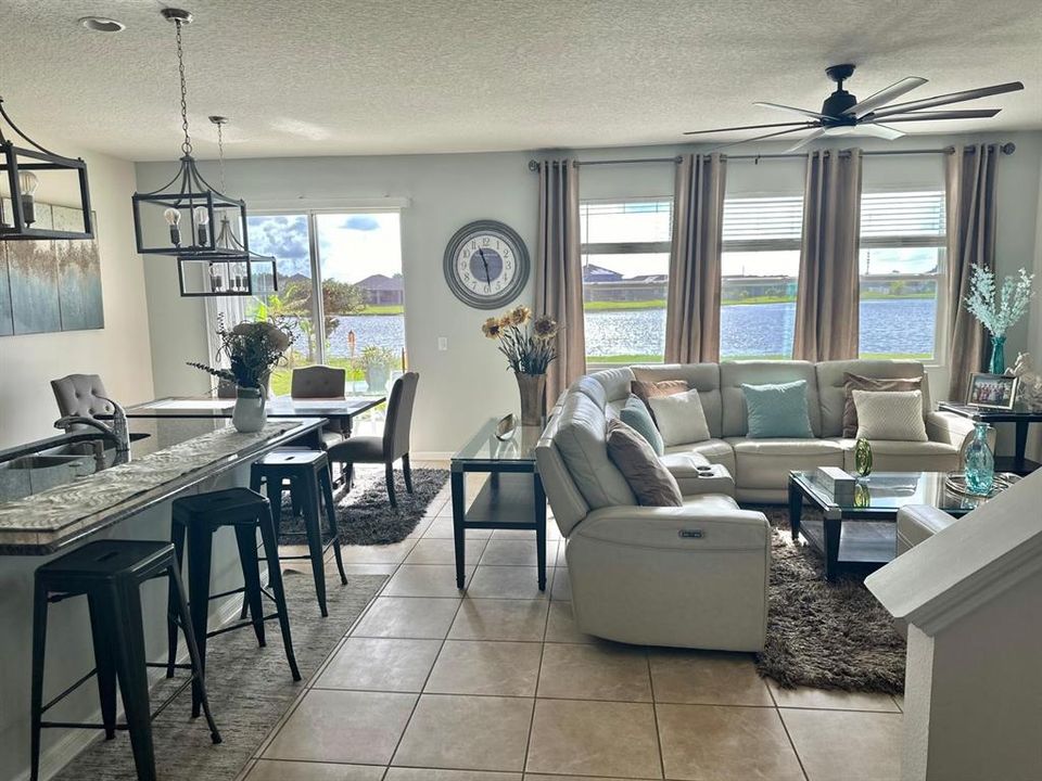 kitchen/ dining/ living room combo