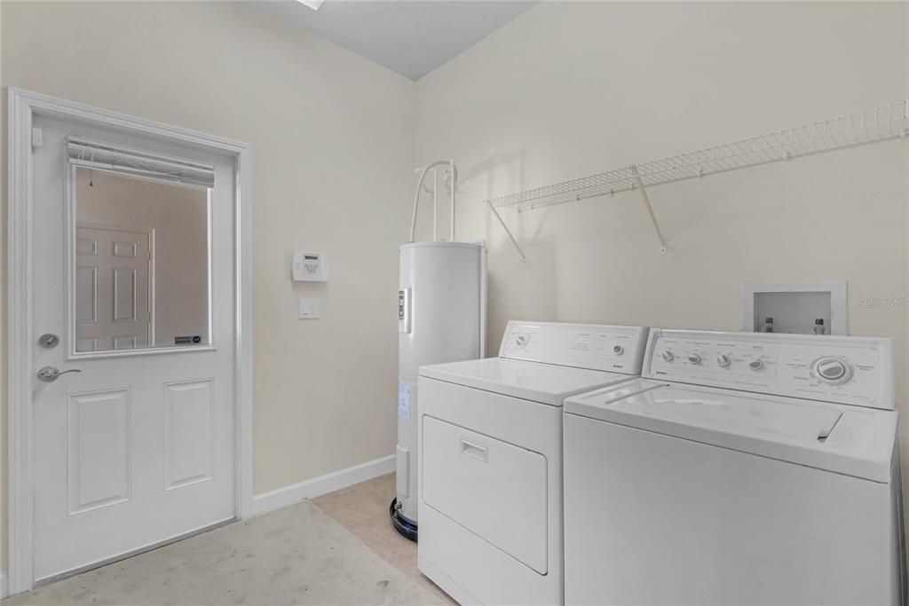 For Sale: $435,000 (3 beds, 2 baths, 1766 Square Feet)