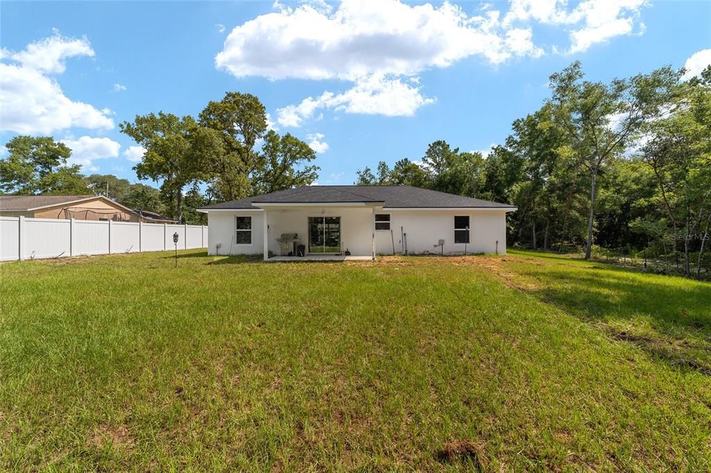 For Sale: $280,000 (3 beds, 2 baths, 1453 Square Feet)