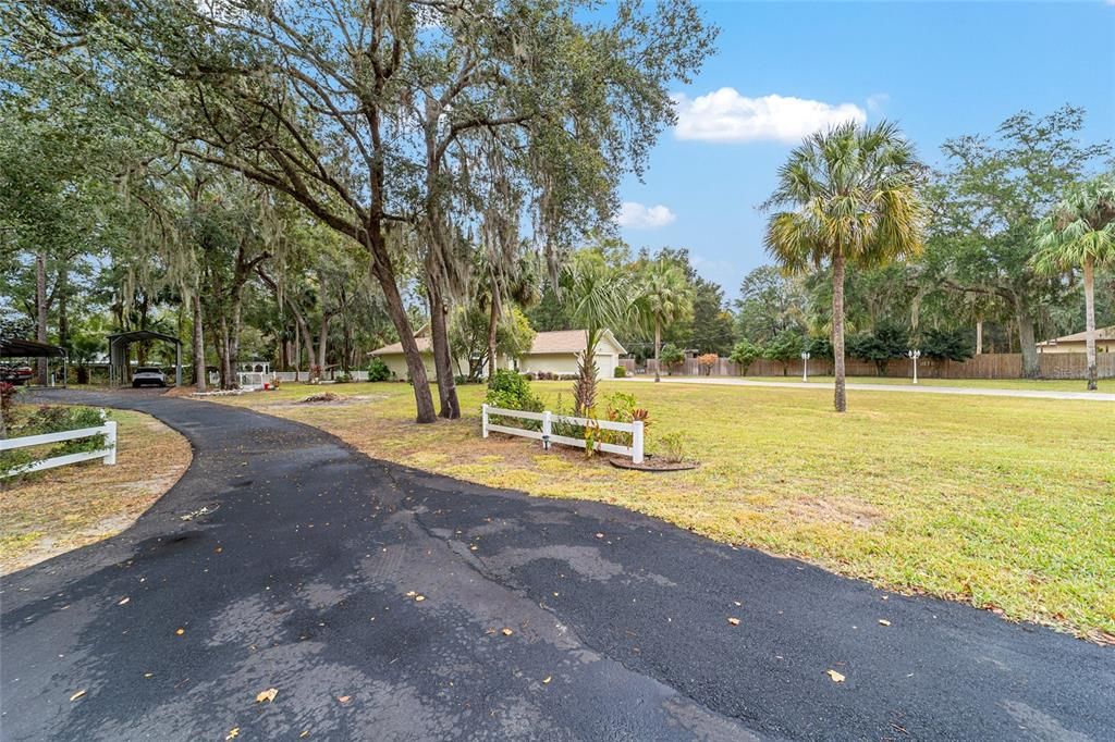 DRIVEWAY TO CARPORTS 1