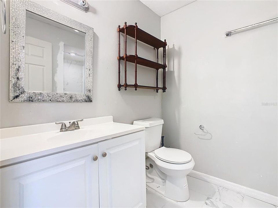 For Sale: $229,900 (2 beds, 2 baths, 1088 Square Feet)