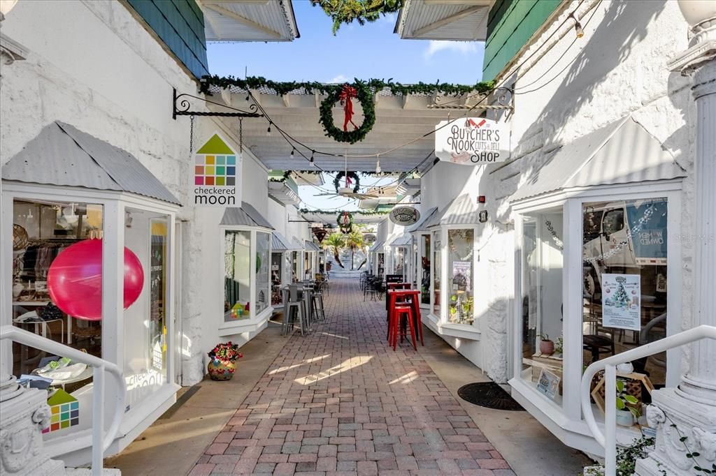 Mount Dora shops