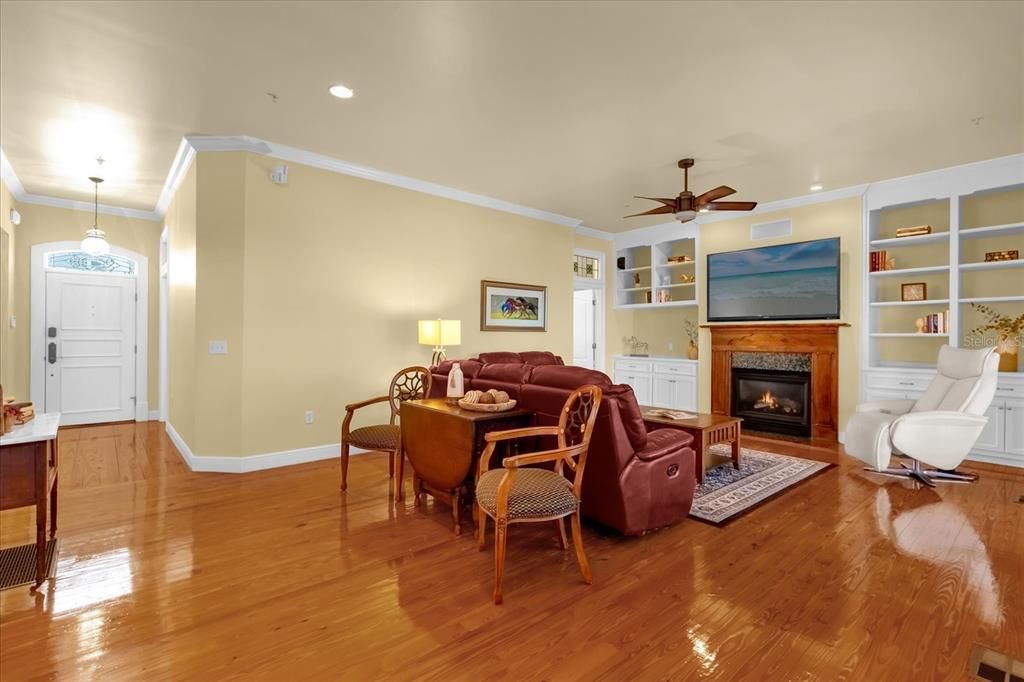 Living room and entrance - second floor