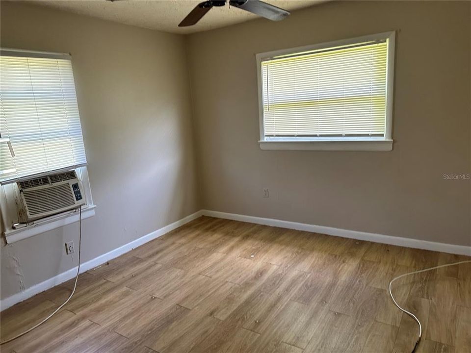 For Rent: $1,225 (2 beds, 1 baths, 648 Square Feet)