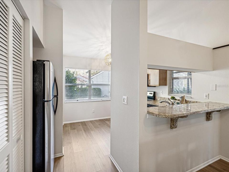 For Sale: $440,000 (2 beds, 2 baths, 1185 Square Feet)