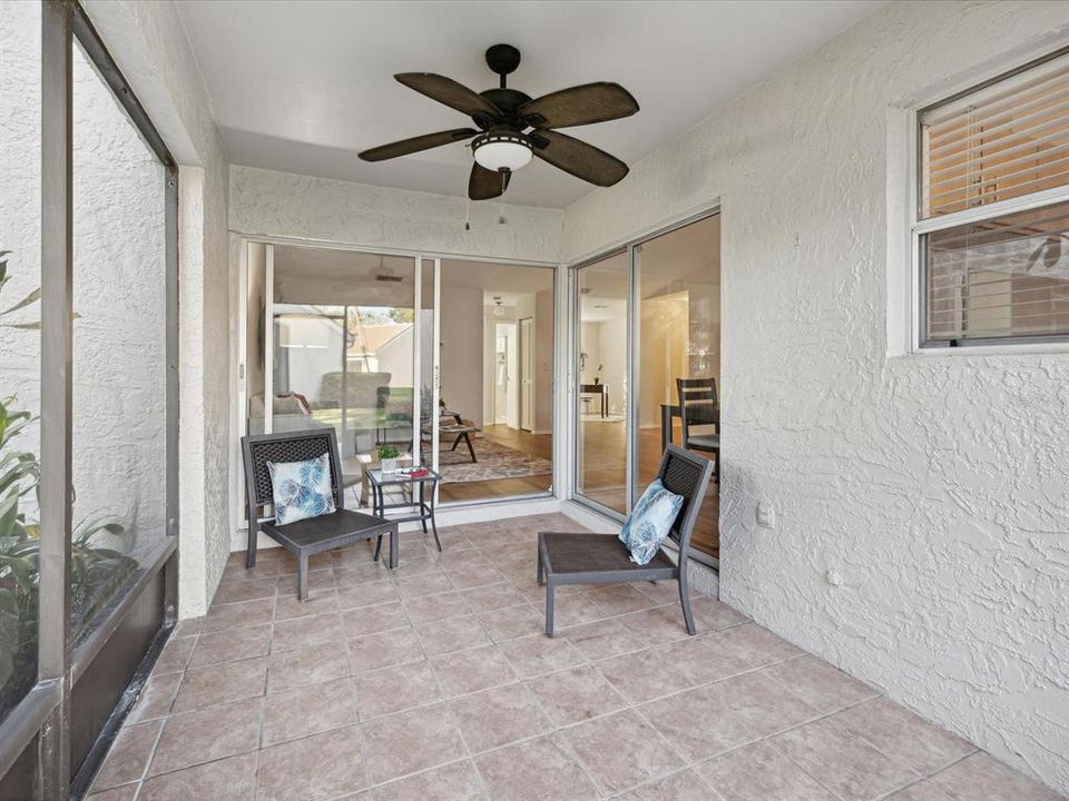 For Sale: $440,000 (2 beds, 2 baths, 1185 Square Feet)