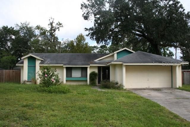 Recently Rented: $1,595 (3 beds, 2 baths, 1640 Square Feet)