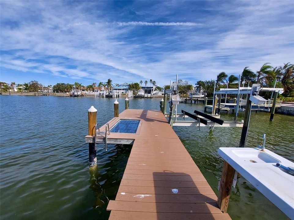 2016 Composite Dock and Neptune Boat Lift