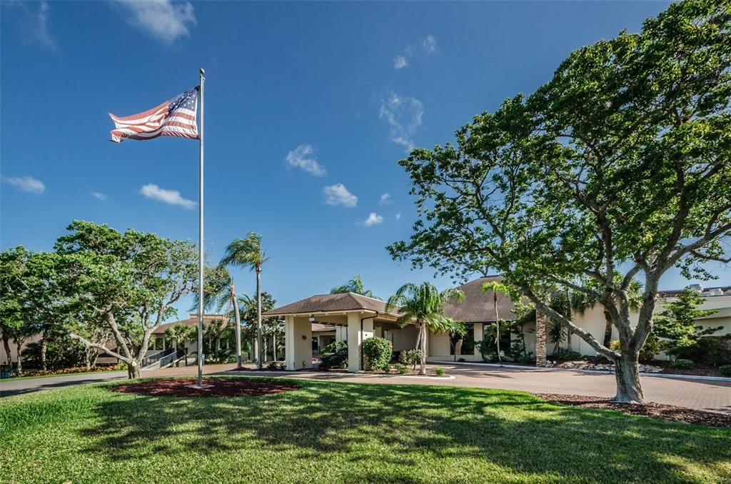 For Sale: $749,000 (3 beds, 2 baths, 2523 Square Feet)