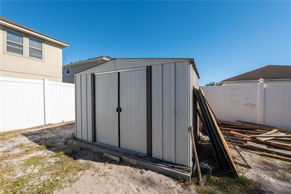 For Sale: $249,900 (3 beds, 2 baths, 1100 Square Feet)