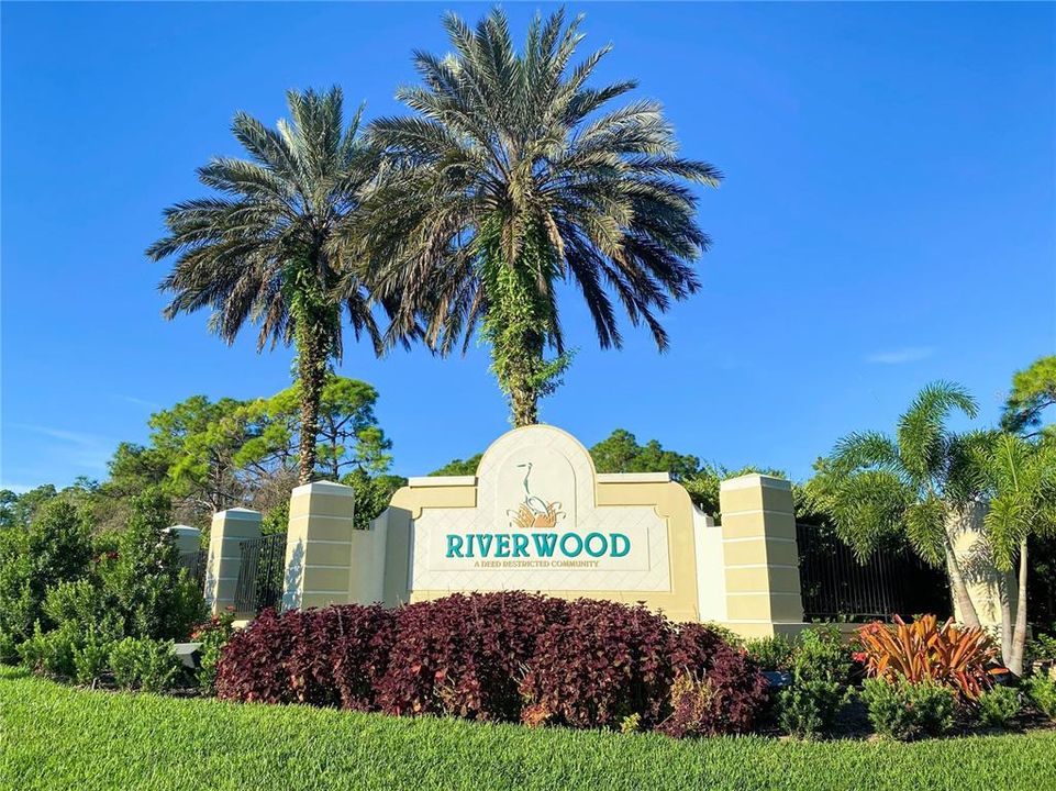 RIVERWOOD GOLF AND RESORT LIVING COMMUNITY