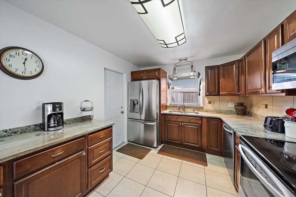 For Sale: $675,000 (3 beds, 2 baths, 1493 Square Feet)