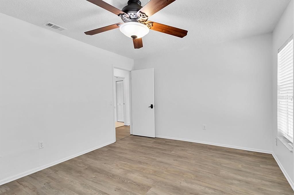 For Sale: $308,000 (2 beds, 2 baths, 1436 Square Feet)