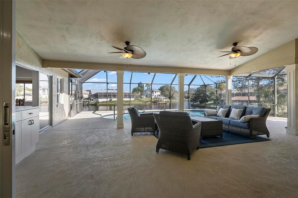 WOW factor oversized pool patio / lanai