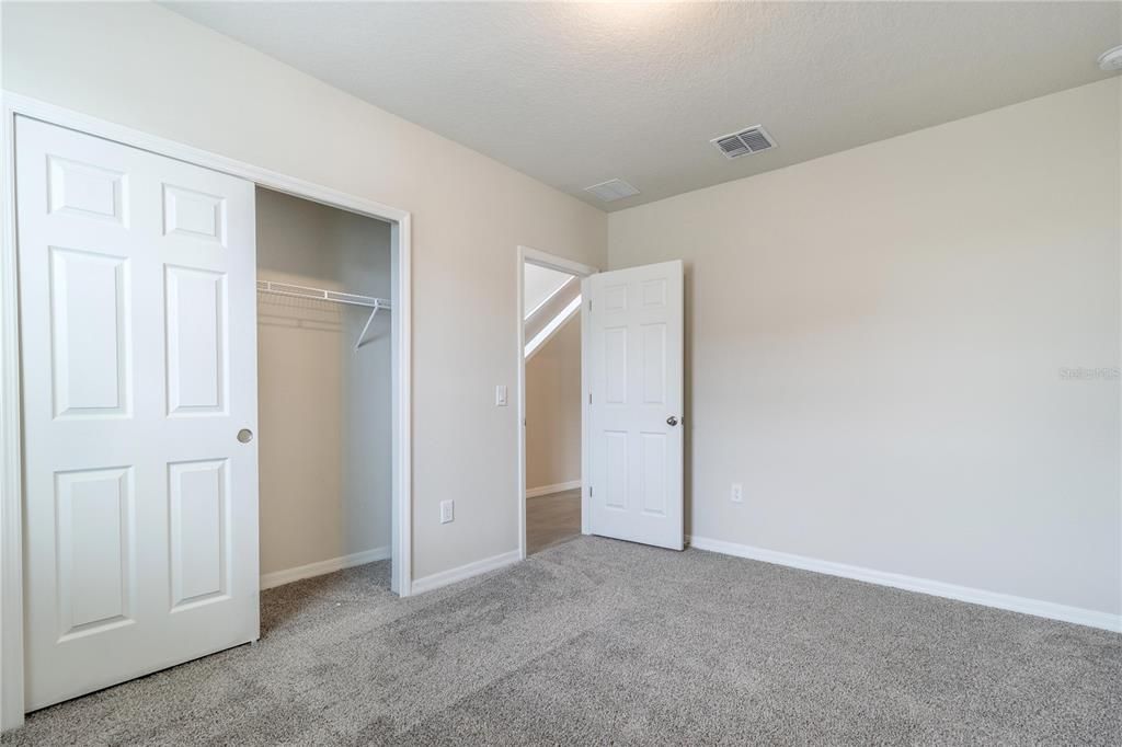 For Rent: $2,595 (4 beds, 2 baths, 2687 Square Feet)